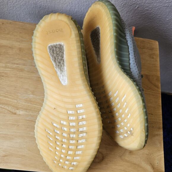 adidas Yeezy Boost 350 V2 Men\'s Size 12 Desert Sage Comfortable Lightweight S158 main image 6